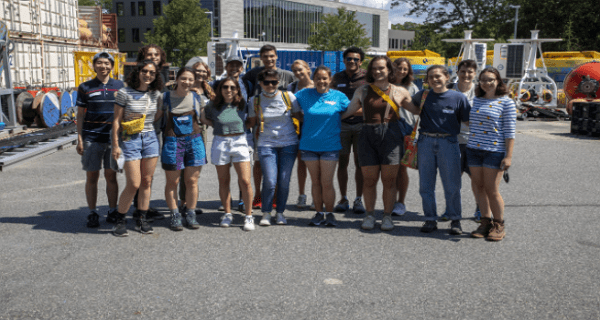 Apply For 2022 WHOI Summer Student Fellowships for Undergraduates