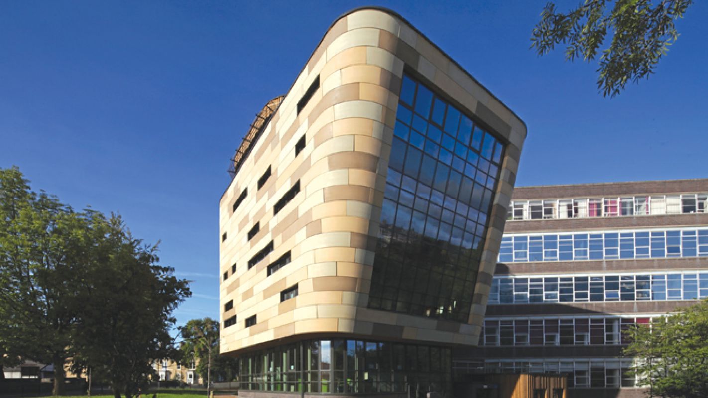 2022 University of Bradford Scholarships for Domestic and Foreign Students