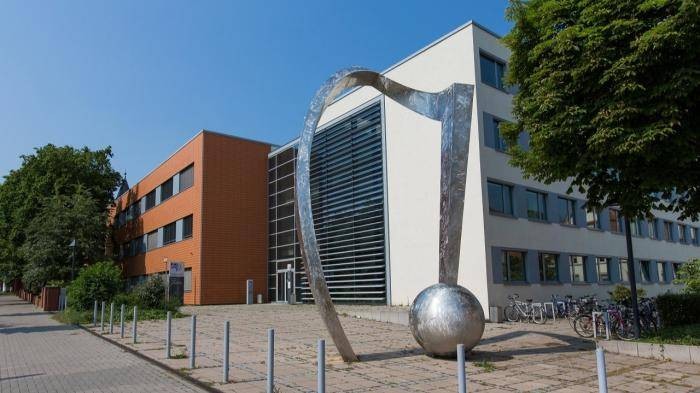 Study In Germany: 2022 DAAD Worms University Scholarships for International Students