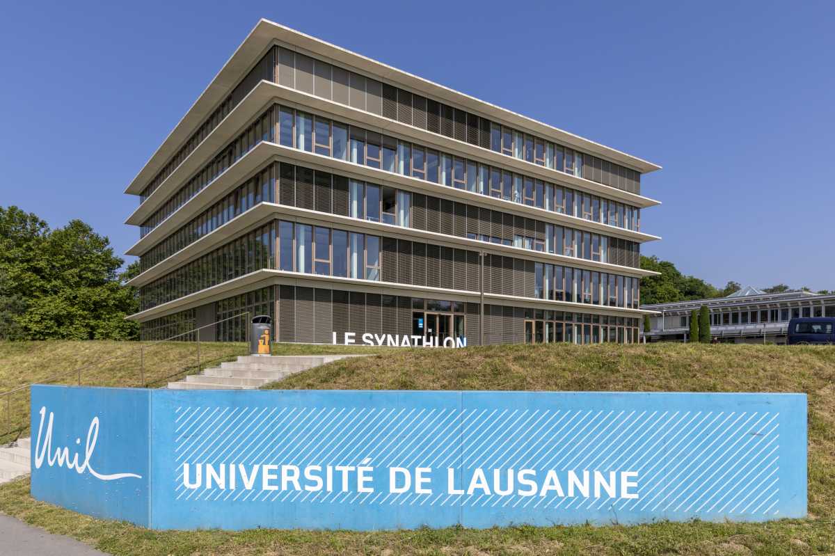 Study In Switzerland: UNIL Masters Scholarship 2025(Fully Funded ...